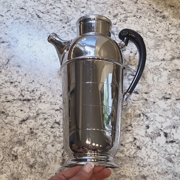 Vintage Krome Kraft Farber Bros Chrome & Bakelite Cocktail Pitcher - Picture 2 of 7